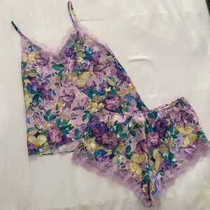 Victoria's Secret Purple Floral Lace Satin Pajama Set size XS
